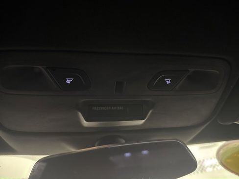 Used 2017 Chevrolet Camaro LT image 31