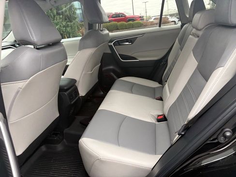 Certified 2025 Toyota RAV4 XLE Premium image 11