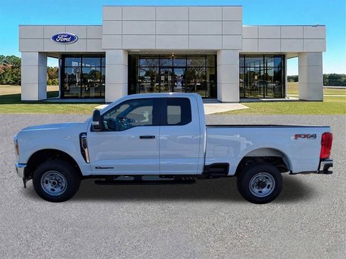 New 2026 Ford F250 XL AWD/4WD image 7