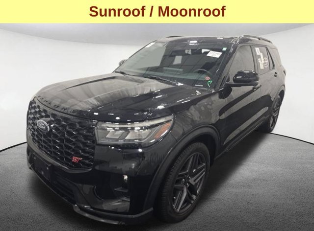 Used 2025 Ford Explorer ST AWD/4WD image 5