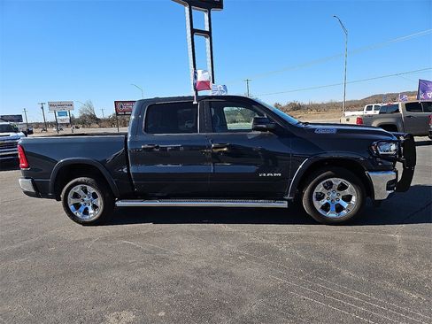 Used 2025 RAM 1500 Lone Star image 9