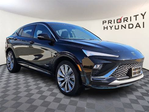 Used 2024 Buick Envista Avenir image 3