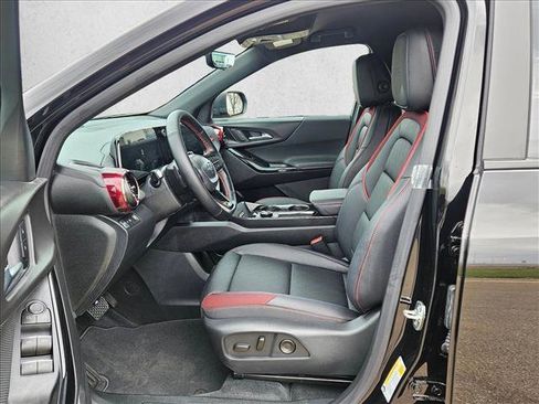 New 2026 Chevrolet Equinox RS image 4