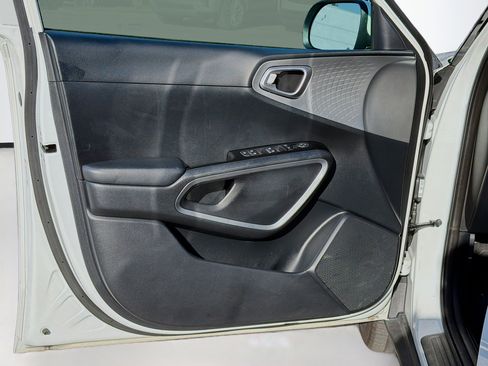 Used 2024 Kia Soul LX w/ Option Group 015 image 20