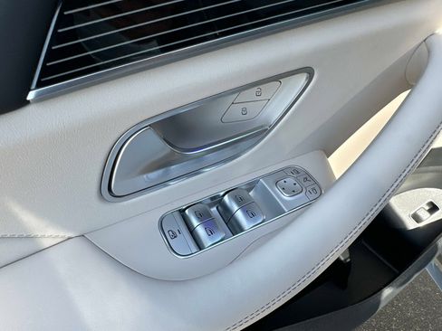 New 2026 Mercedes-Benz GLE 53 AMG 4MATIC image 18
