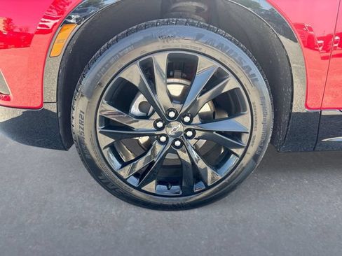 Used 2019 Chevrolet Blazer RS w/ Sun and Wheels Package AWD/4WD image 10
