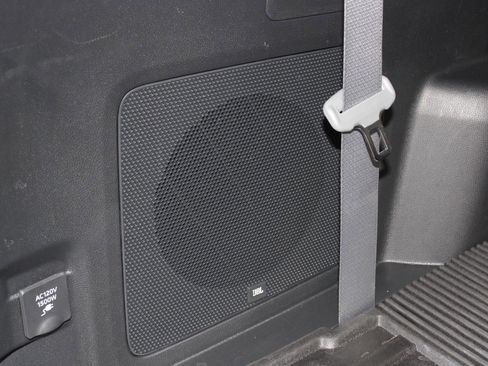 Used 2024 Toyota Highlander Platinum image 30