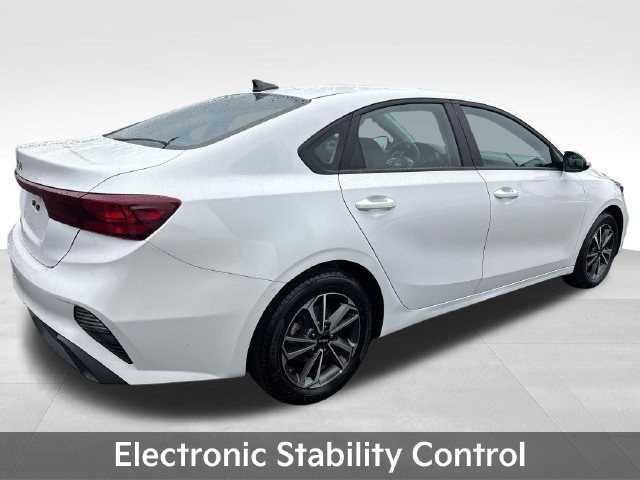Used 2024 Kia Forte LXS FWD image 8