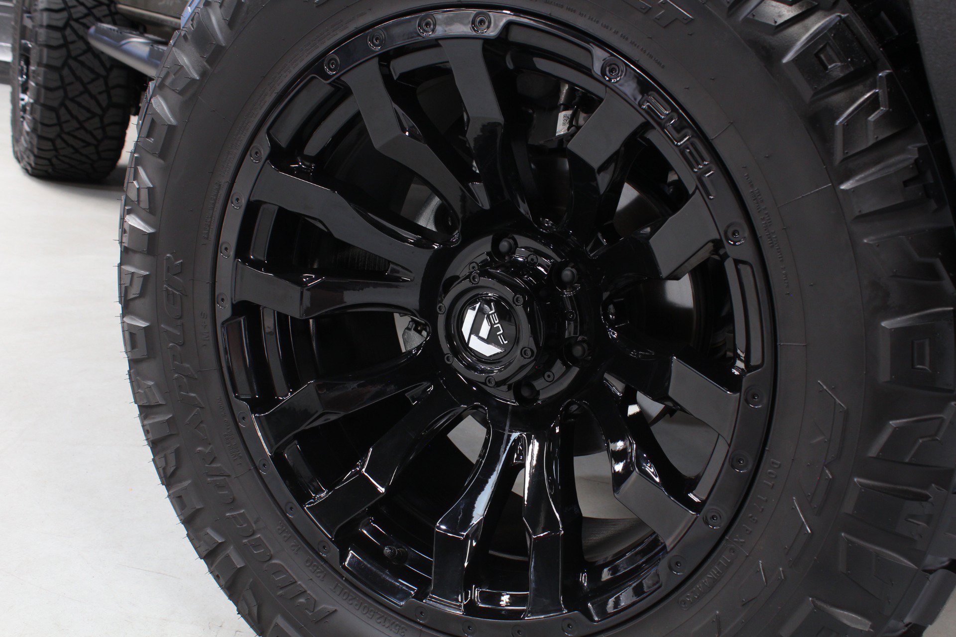 Used 2025 Ford Bronco 4-Door AWD/4WD image 5