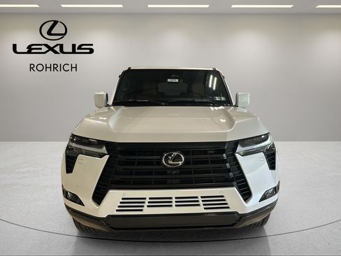 New 2026 Lexus GX 550 AWD/4WD image 9