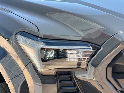 New 2026 Toyota Tacoma SR5 AWD/4WD image 29