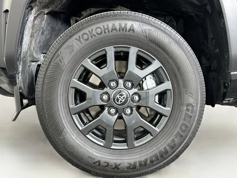 Used 2025 Toyota 4Runner SR5 image 11