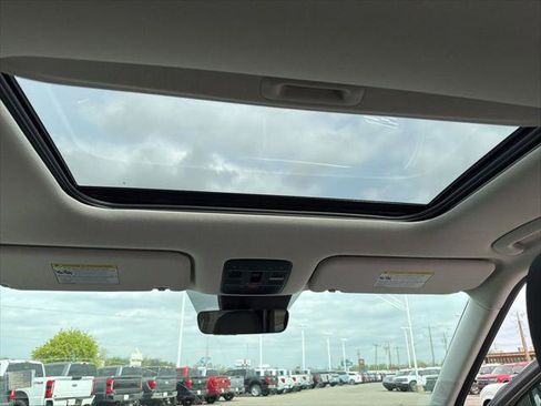 New 2026 Hyundai Palisade SEL Premium FWD image 13