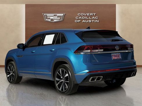 Used 2024 Volkswagen Atlas Cross Sport SEL Premium R-Line image 3