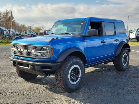 New 2025 Ford Bronco Badlands w/ Sasquatch Package image 8