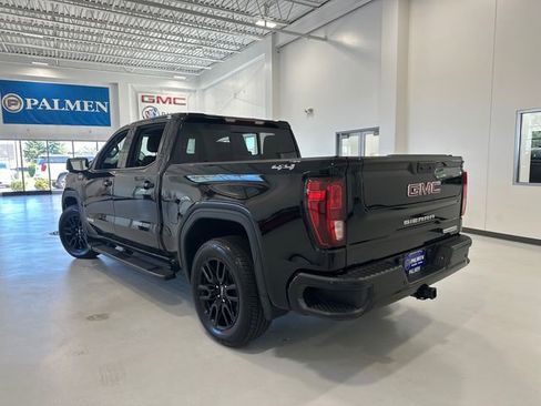 Used 2024 GMC Sierra 1500 Elevation w/ Elevation Premium Package AWD/4WD image 8