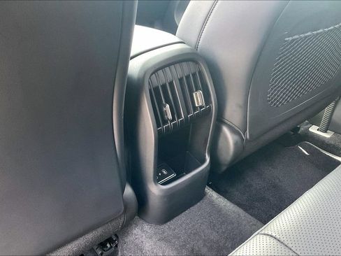 Used 2026 Hyundai Kona SEL Premium FWD image 11