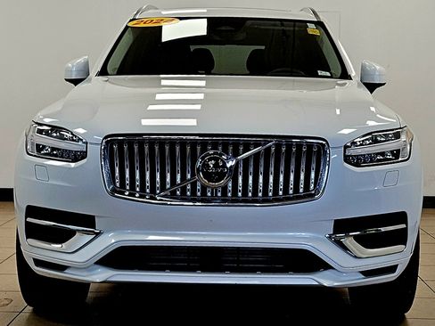 Used 2024 Volvo XC90 T8 Plus w/ Protection Package Premier image 6