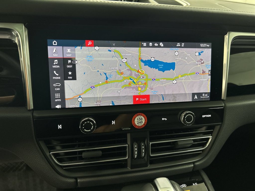 Certified 2026 Porsche Macan AWD/4WD image 16
