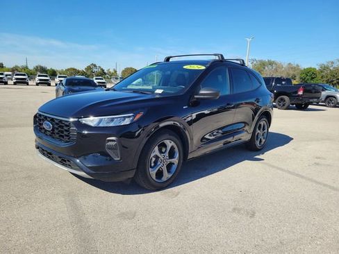 Used 2024 Ford Escape ST-Line w/ Tech Pack #1 image 2