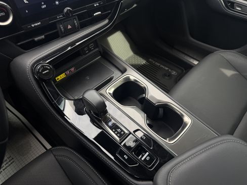 Used 2025 Lexus NX 250 FWD w/ Accessory Package (2T) image 28