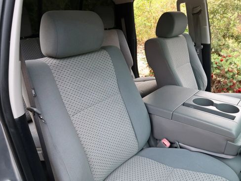 Used 2012 Toyota Tundra 4x4 Double Cab w/ Tow Pkg image 30