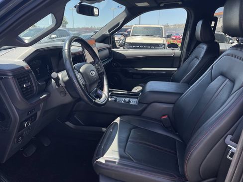 Used 2023 Ford Expedition Max Limited AWD/4WD image 18