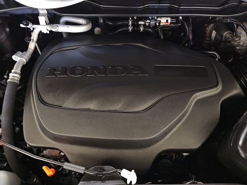 Used 2026 Honda Odyssey Elite image 32