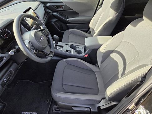 Used 2025 Subaru Crosstrek 2.0i Premium w/ Crosstrek Mirror Package image 9