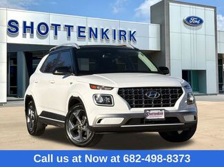 Used 2025 Hyundai Venue Limited video 1