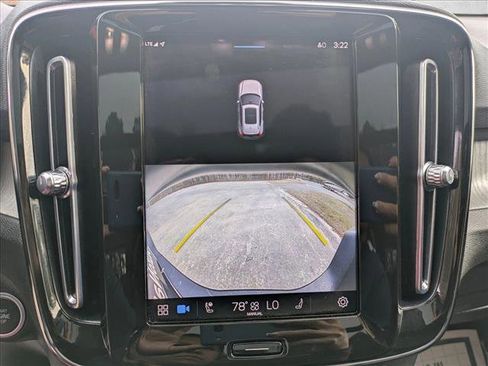 Used 2023 Volvo XC40 B5 Plus w/ Driver Assist Package image 18