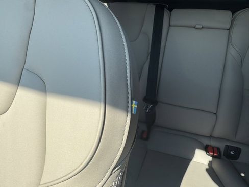 Used 2026 Volvo XC60 B5 Plus w/ Protection Package Premier image 17