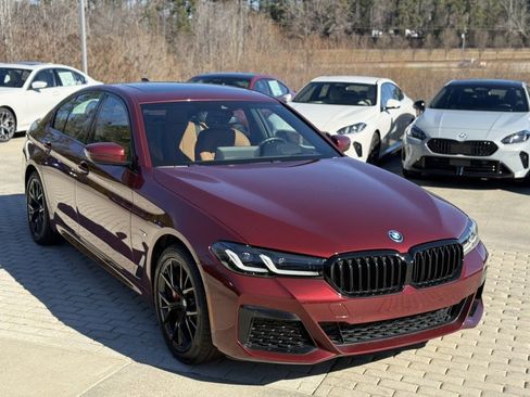 Certified 2023 BMW 530e w/ M Sport Package image 8