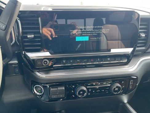 New 2026 Chevrolet Silverado 3500 High Country w/ Technology Package image 24