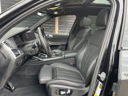 Used 2019 BMW X7 xDrive40i w/ Premium Package AWD/4WD image 6