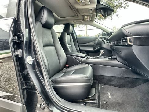 Used 2025 MAZDA CX-30 AWD 2.5 S w/ Preferred Package image 4