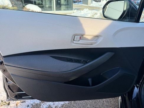 Used 2024 Toyota Corolla LE image 19