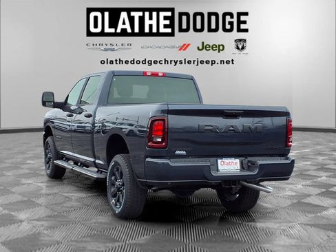 New 2026 RAM 2500 Big Horn AWD/4WD image 3