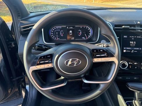 Used 2023 Hyundai Santa Cruz SEL image 13