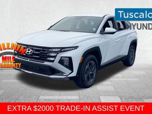New 2026 Hyundai Tucson Blue SE image 3