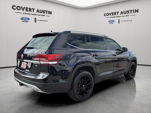 Used 2019 Volkswagen Atlas SE w/ Towing Package image 5