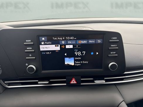 Used 2026 Hyundai Elantra SE FWD image 8