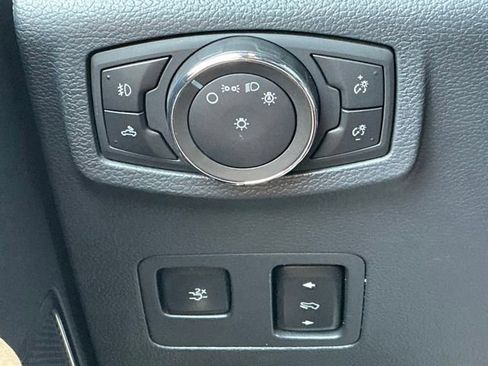 Used 2022 Ford F450 Platinum AWD/4WD image 37
