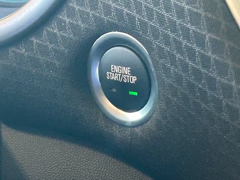 Used 2025 Chevrolet Malibu LT FWD image 39
