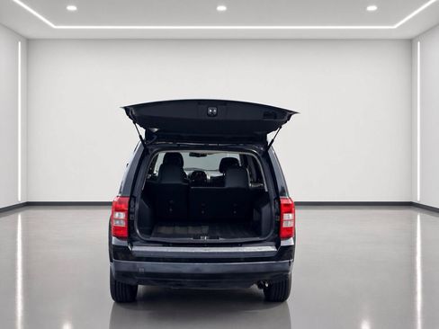 Used 2015 Jeep Patriot High Altitude FWD image 5