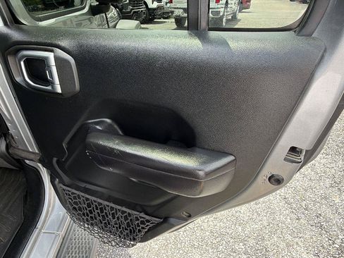 Used 2020 Jeep Wrangler Unlimited Sport AWD/4WD image 16