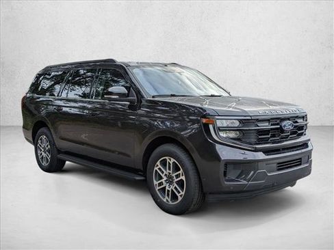 New 2025 Ford Expedition Max Active image 7