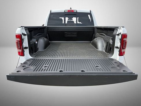 Used 2020 RAM 1500 Laramie w/ Sport Appearance Package AWD/4WD image 10