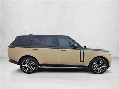 Certified 2023 Land Rover Range Rover Long Wheelbase SE image 7