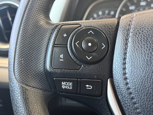 Used 2014 Toyota RAV4 LE FWD image 14